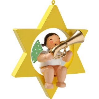 Engel met bastrompet, in een ster